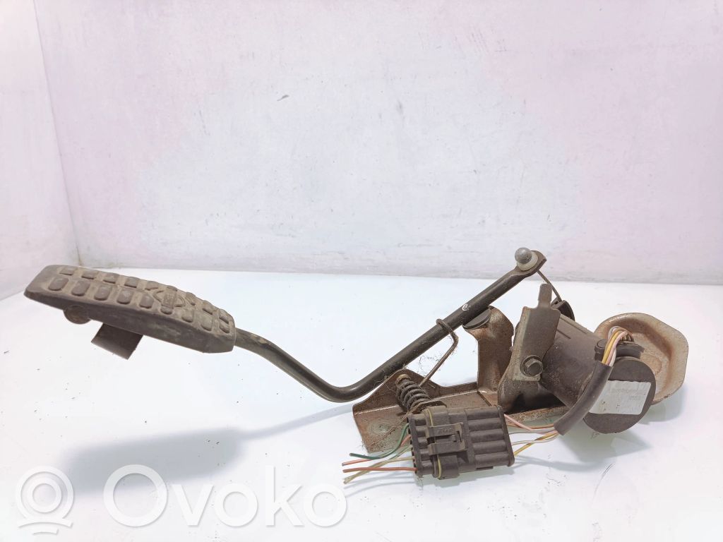 Nissan Almera N16 Pedală accelerație 