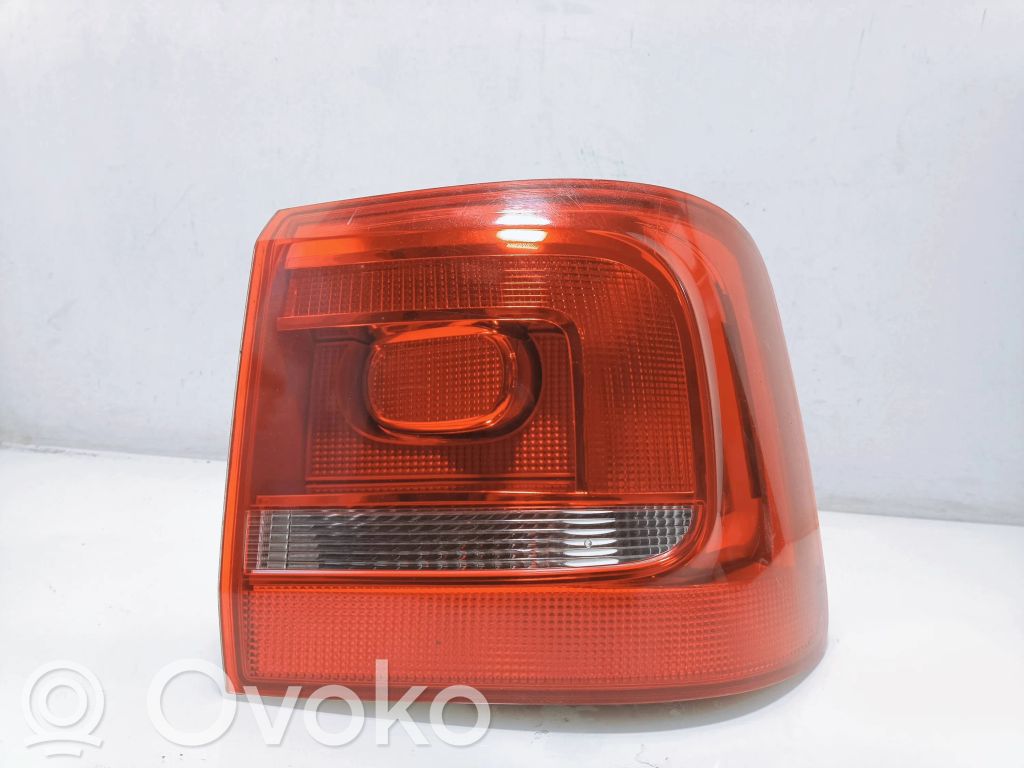 Volkswagen Touran II Feux arrière / postérieurs