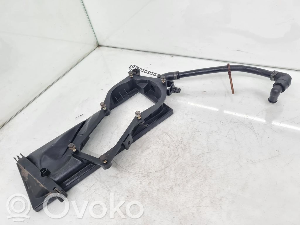 Obudowa filtra powietrza   035133843,026133837G,4610985950,026103221G,026133784C