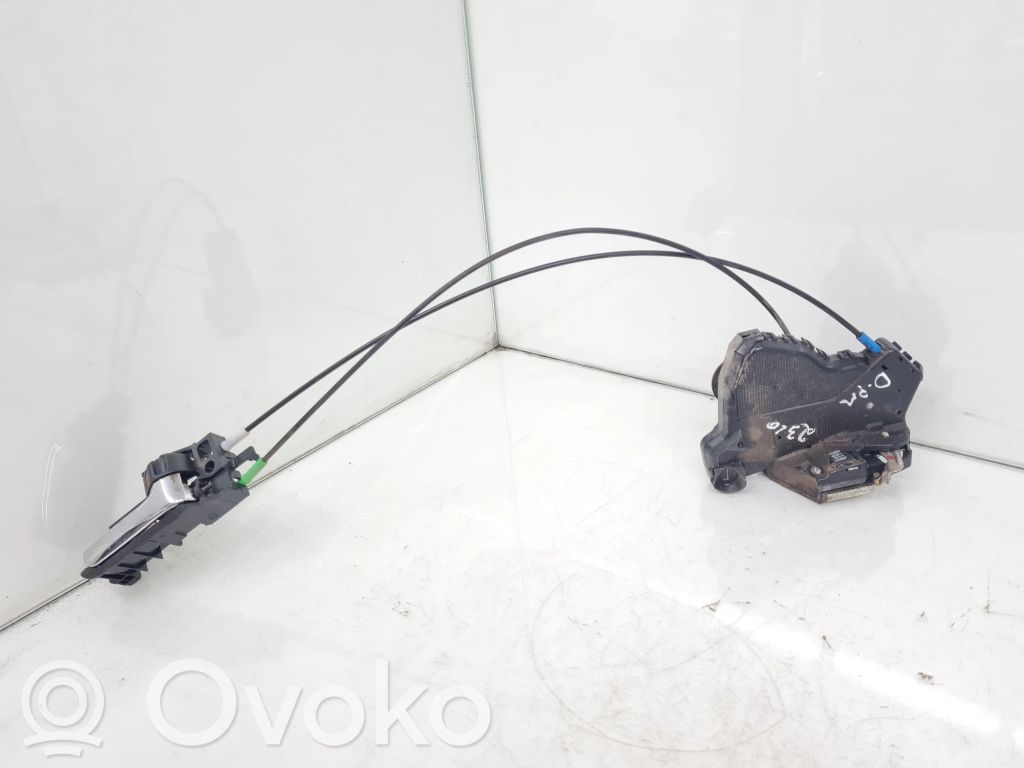 Toyota Avensis T250 Serratura portiera anteriore