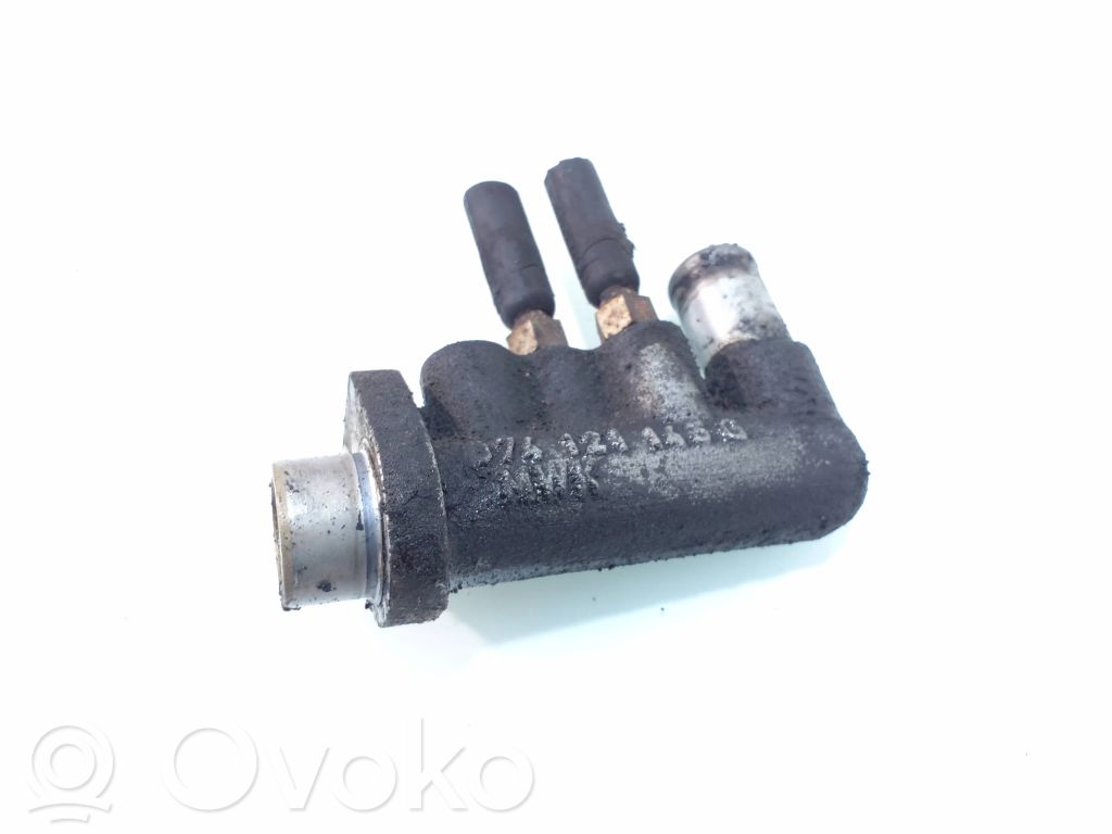 Volvo V70 Electric engine pre-heating system (optional) 