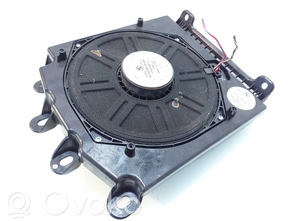 Enceinte subwoofer   2384121,6929100,6919354