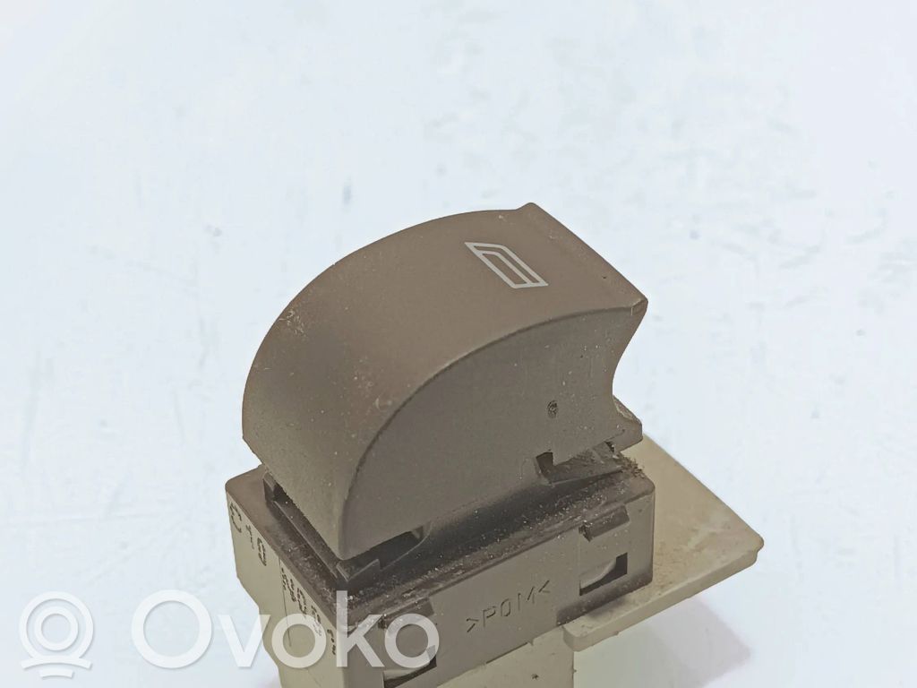 Przyciski szyb   4B0959855