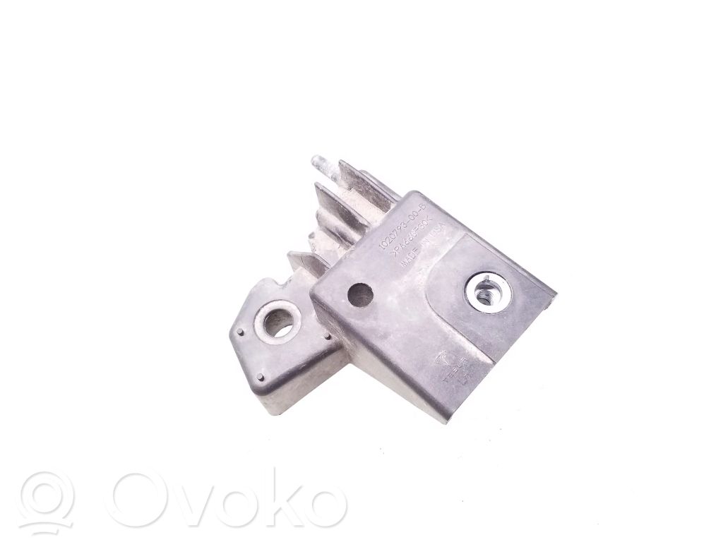 Tesla Model S Front bumper mounting bracket 