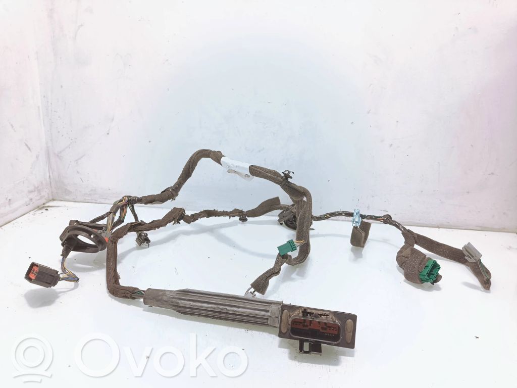 Volvo V70 Cableado de puerta delantera 