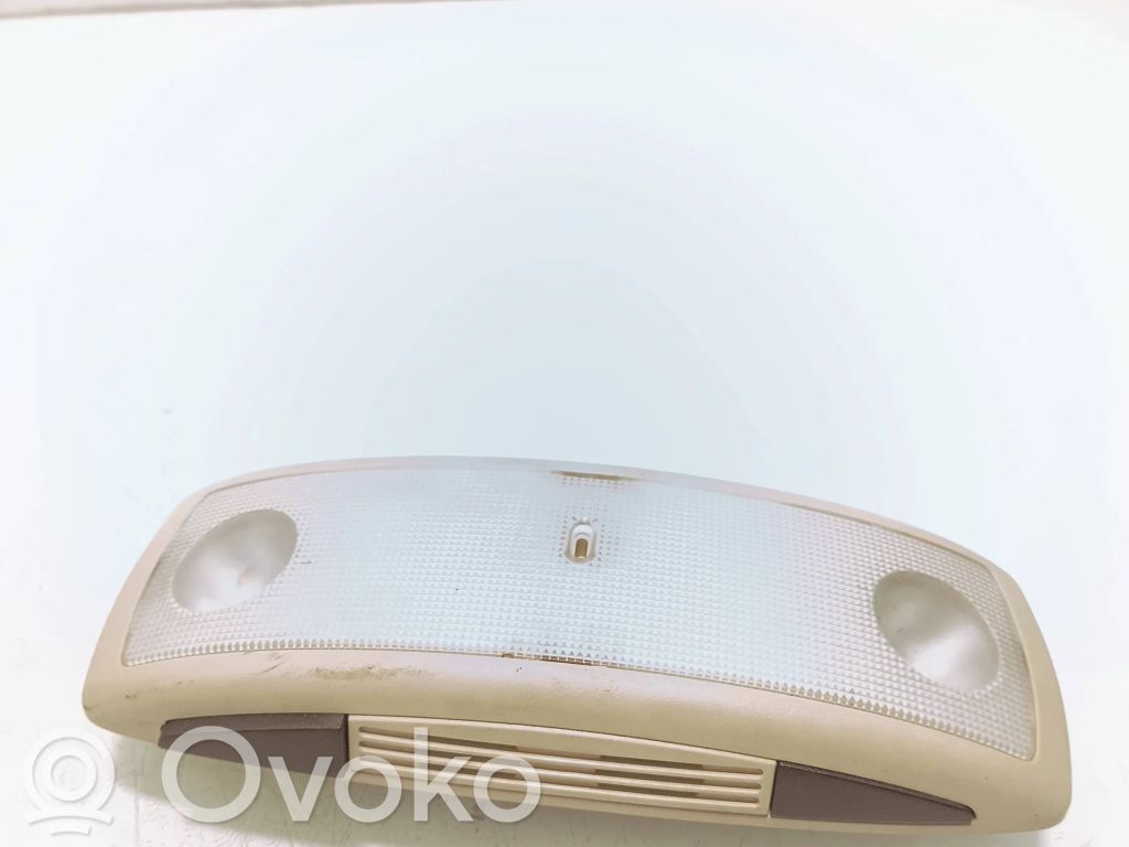 Volvo V70 Lampă scaun spate 