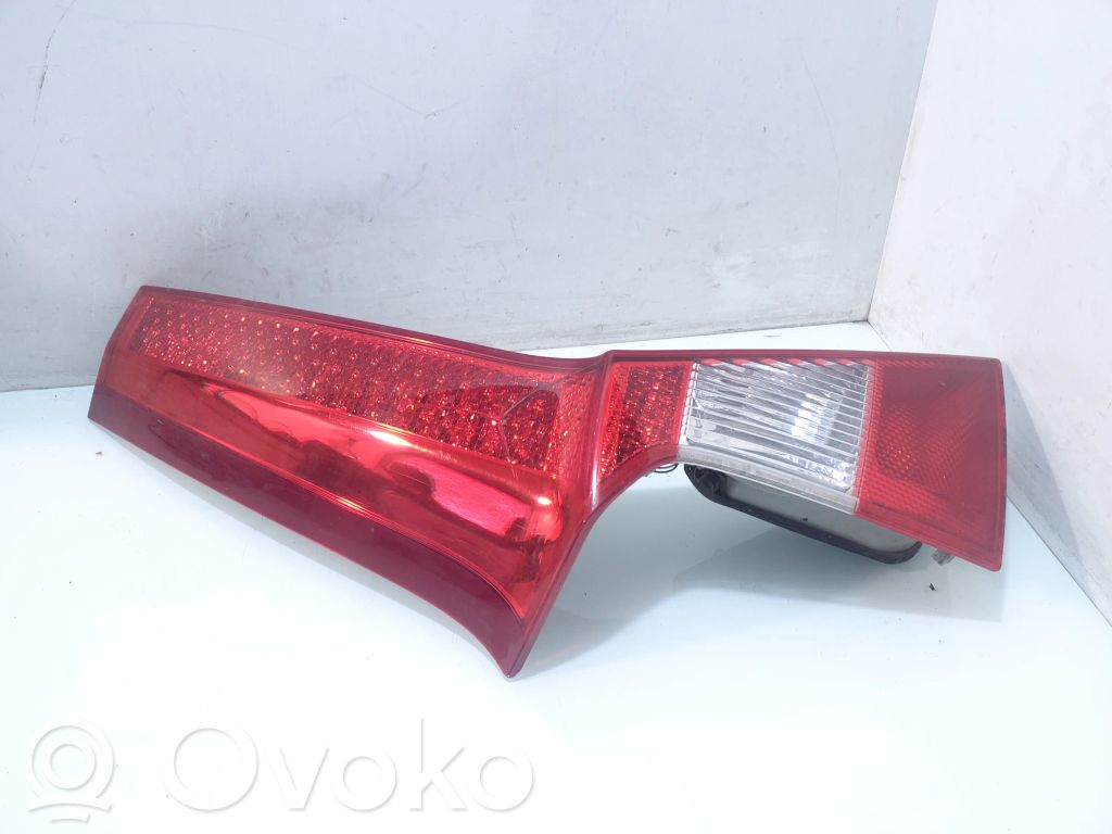 Volvo V70 Takaluukun takavalot 