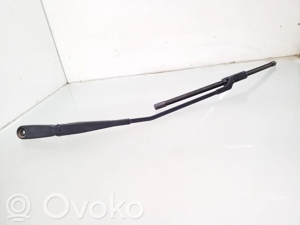Volvo V70 Wischerarm vorne 