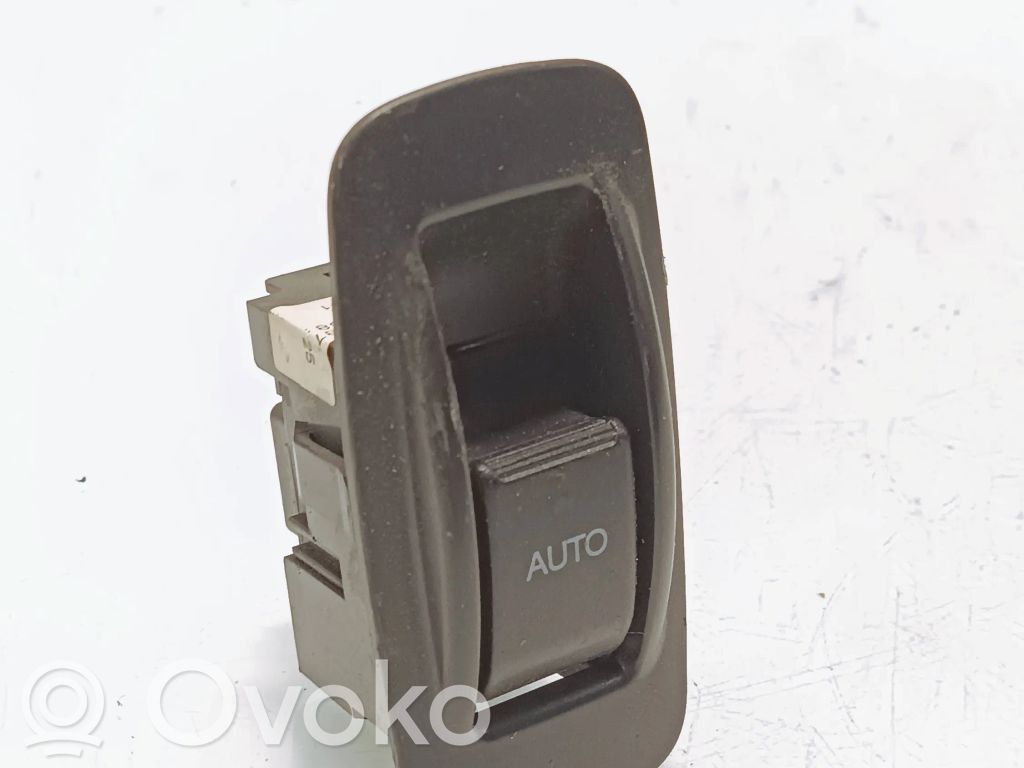 Toyota Corolla E120 E130 Electric window control switch 