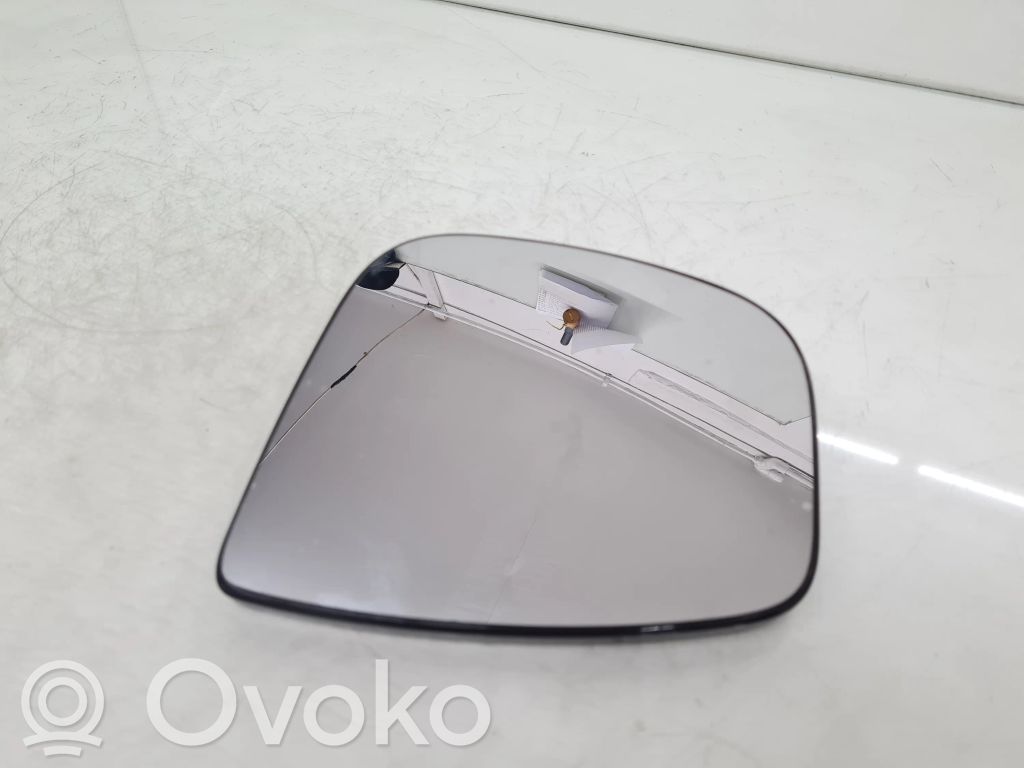 Peugeot Partner III стекло зеркало 