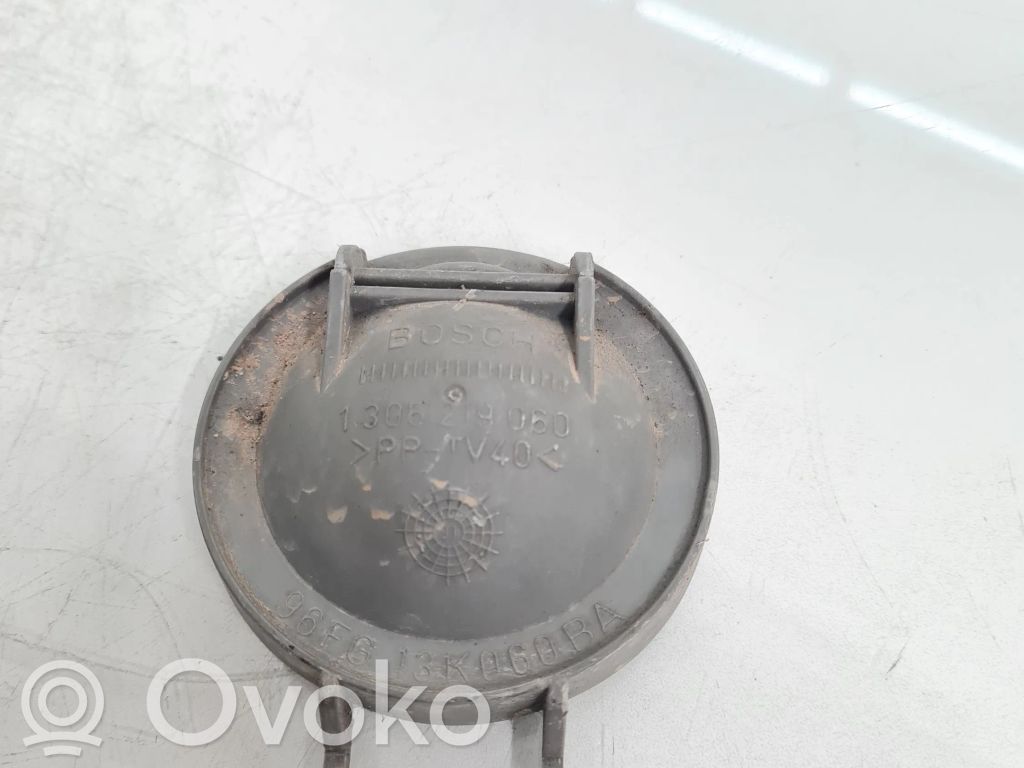 Ford Fiesta Osłona żarówki lampy przedniej 