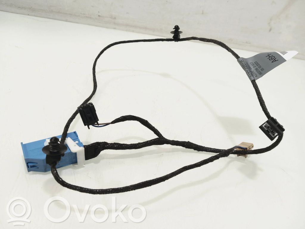 Audi Q2 - Cableado de puerta delantera 