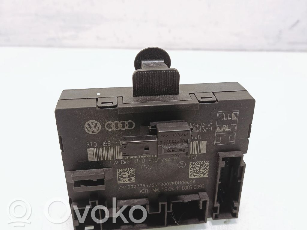 Audi A5 Sportback 8TA Door control unit/module 