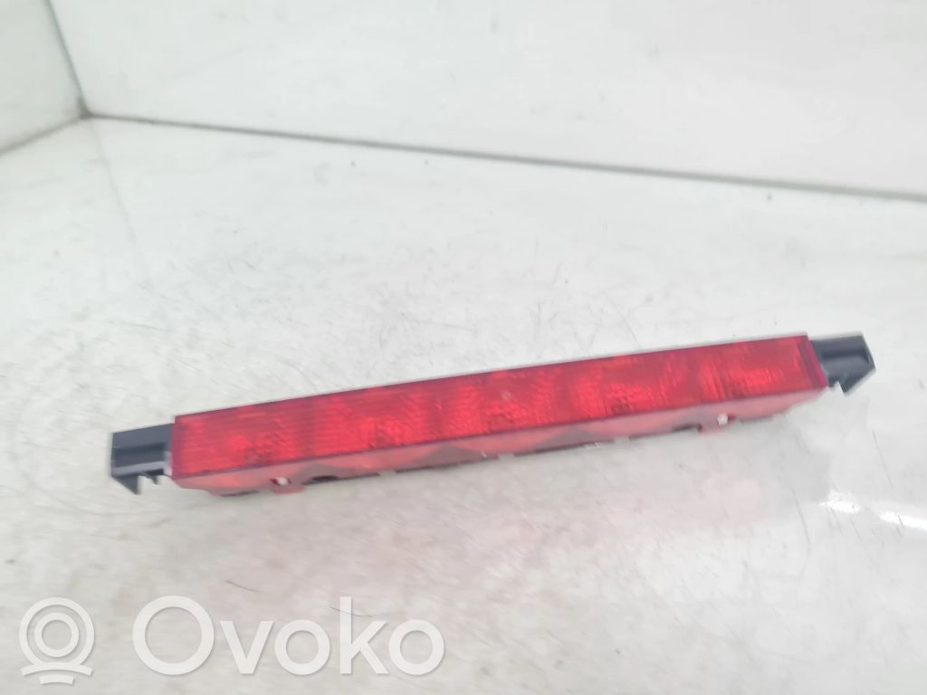 Peugeot 407 Lampă frână centrală