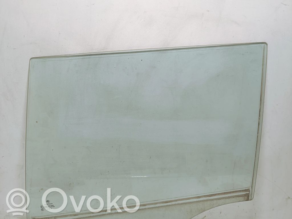 BMW 3 E90 E91 Vetro del finestrino della portiera posteriore 