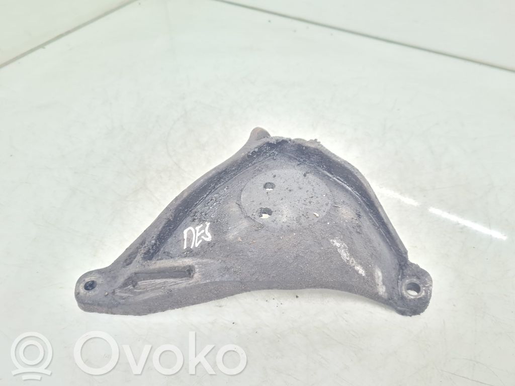 Soporte de montaje del motor (Usadas)   1096080
