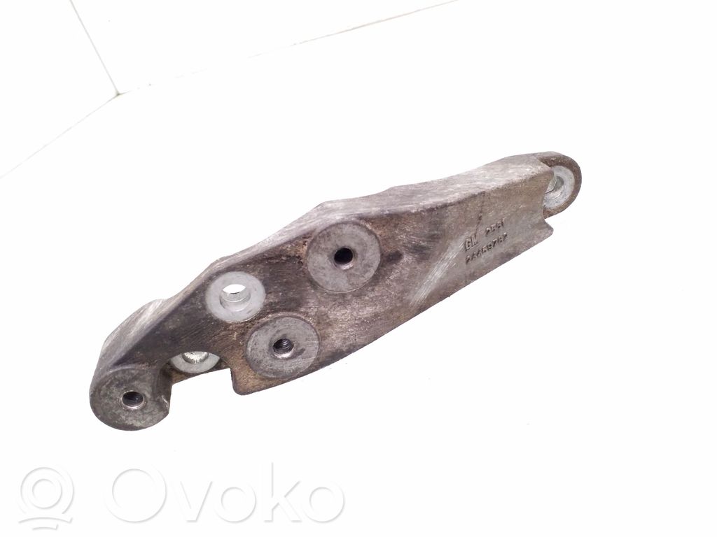 Opel Astra H Engine mounting bracket 