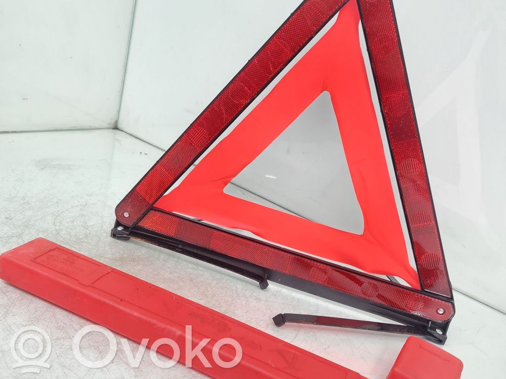 Avarinis ženklas   RT088,27R033909