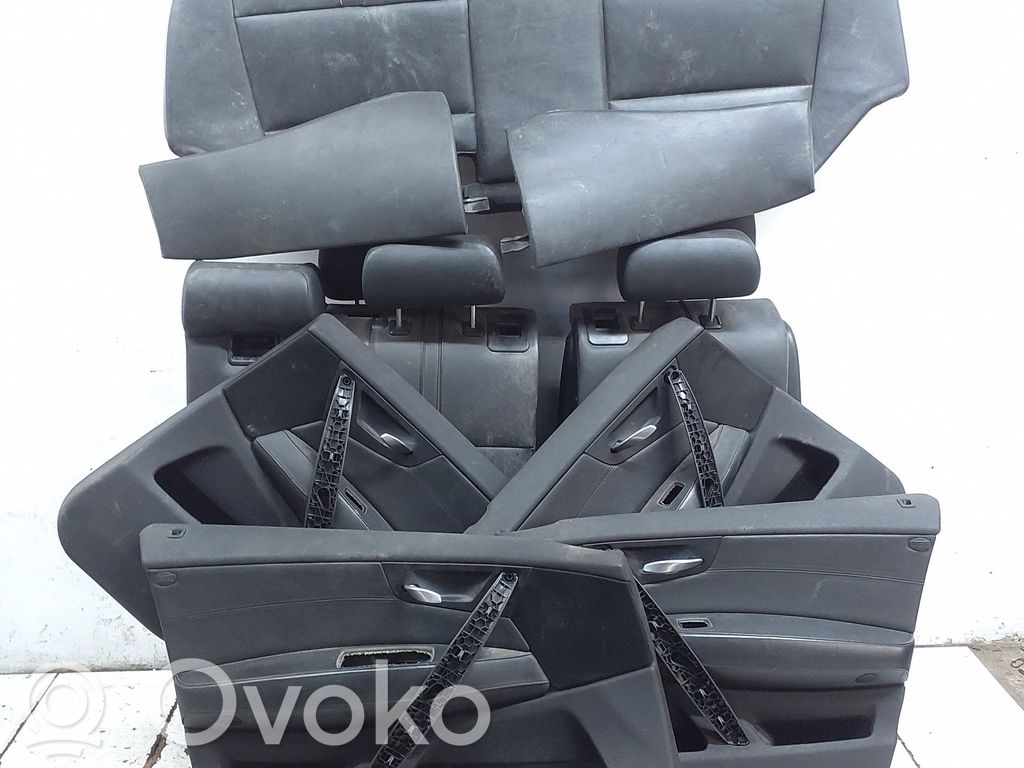 BMW X3 E83 Salono komplektas 