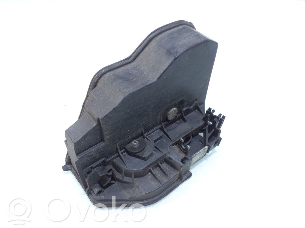 Serrure de porte avant   7167074