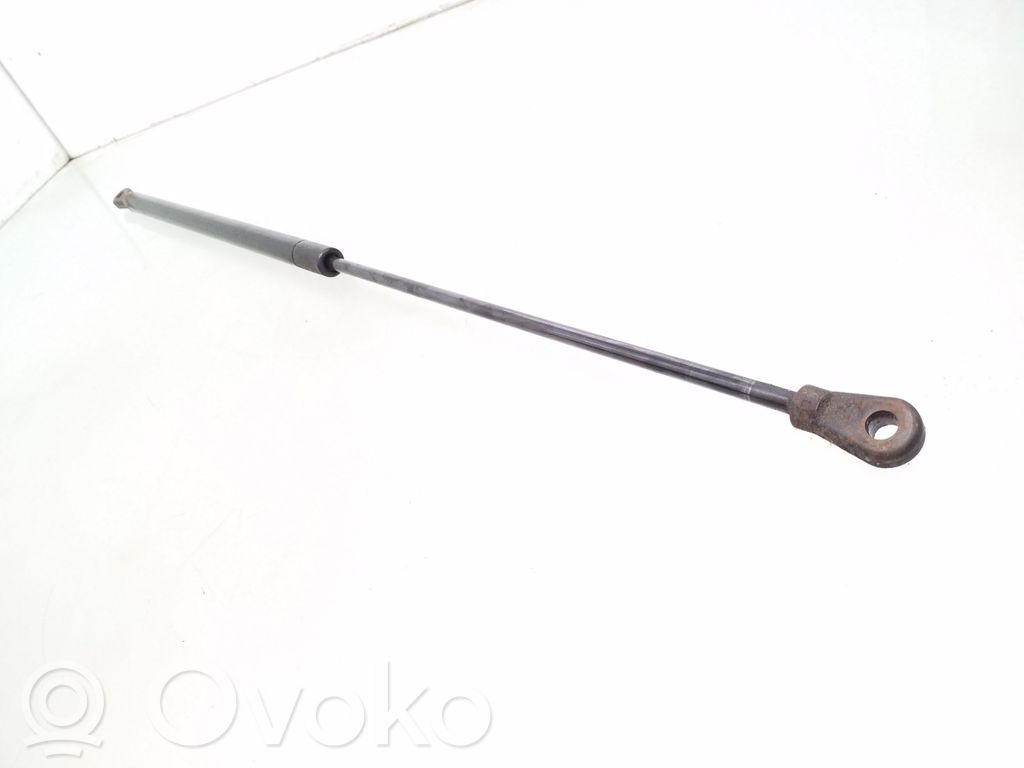 Siłownik maski przedniej   8D0823359