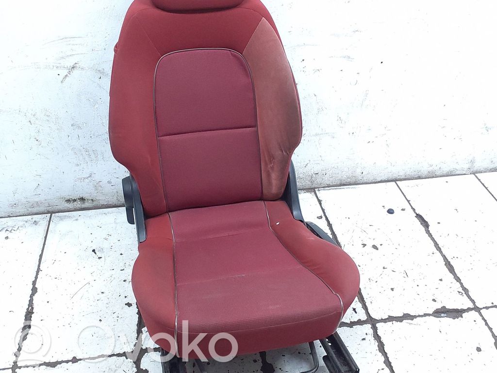 Mitsubishi Colt Siège conducteur avant