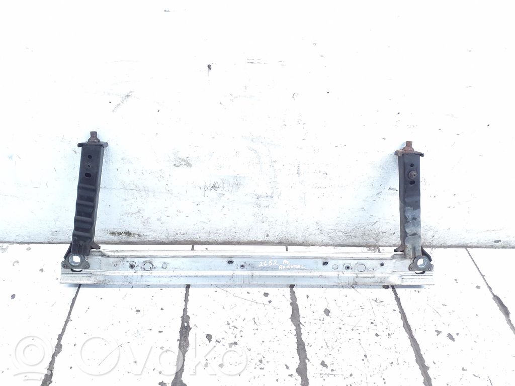 Renault Megane III Pannello di fondo di supporto del radiatore