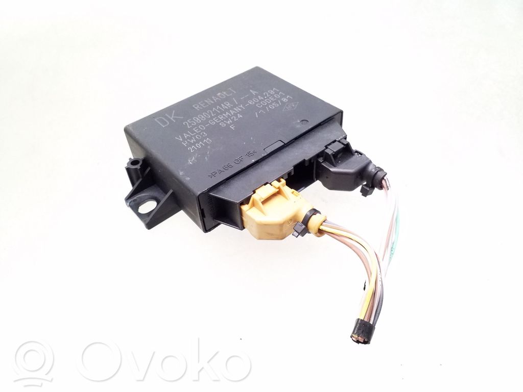 Renault Megane III Pysäköintitutkan (PCD) ohjainlaite/moduuli 