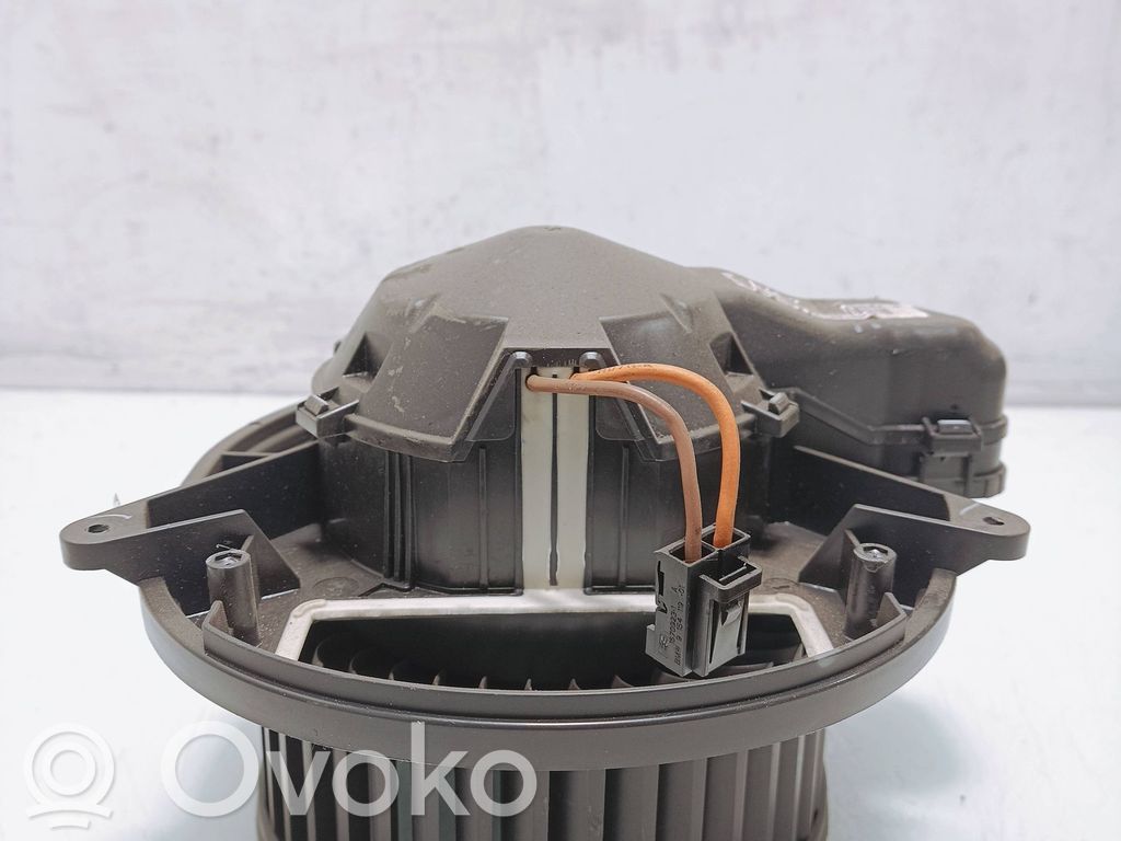 BMW 1 F20 F21 Вентилятор печки 