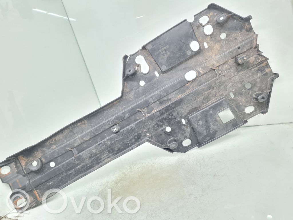 Engine splash shield/under tray   70500