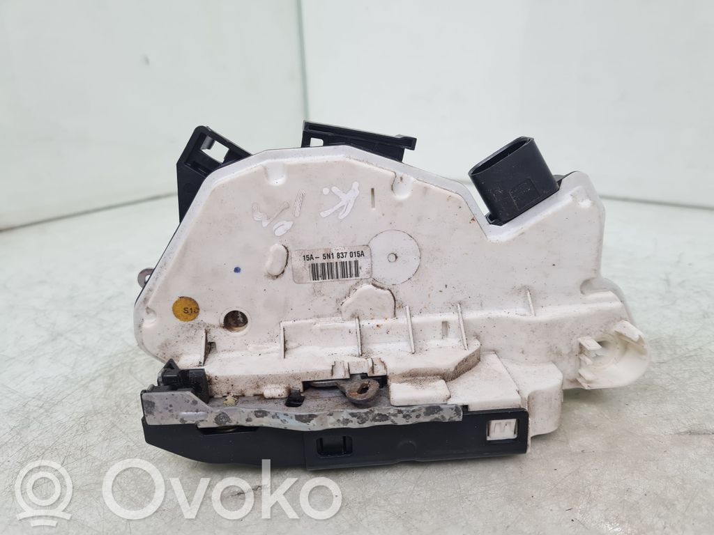Volkswagen Tiguan Serratura portiera anteriore