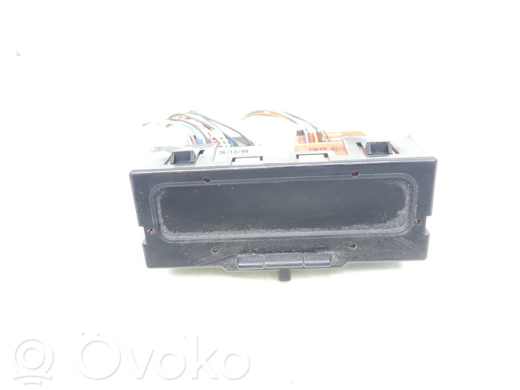 Renault Megane I Monitori/näyttö/pieni näyttö 