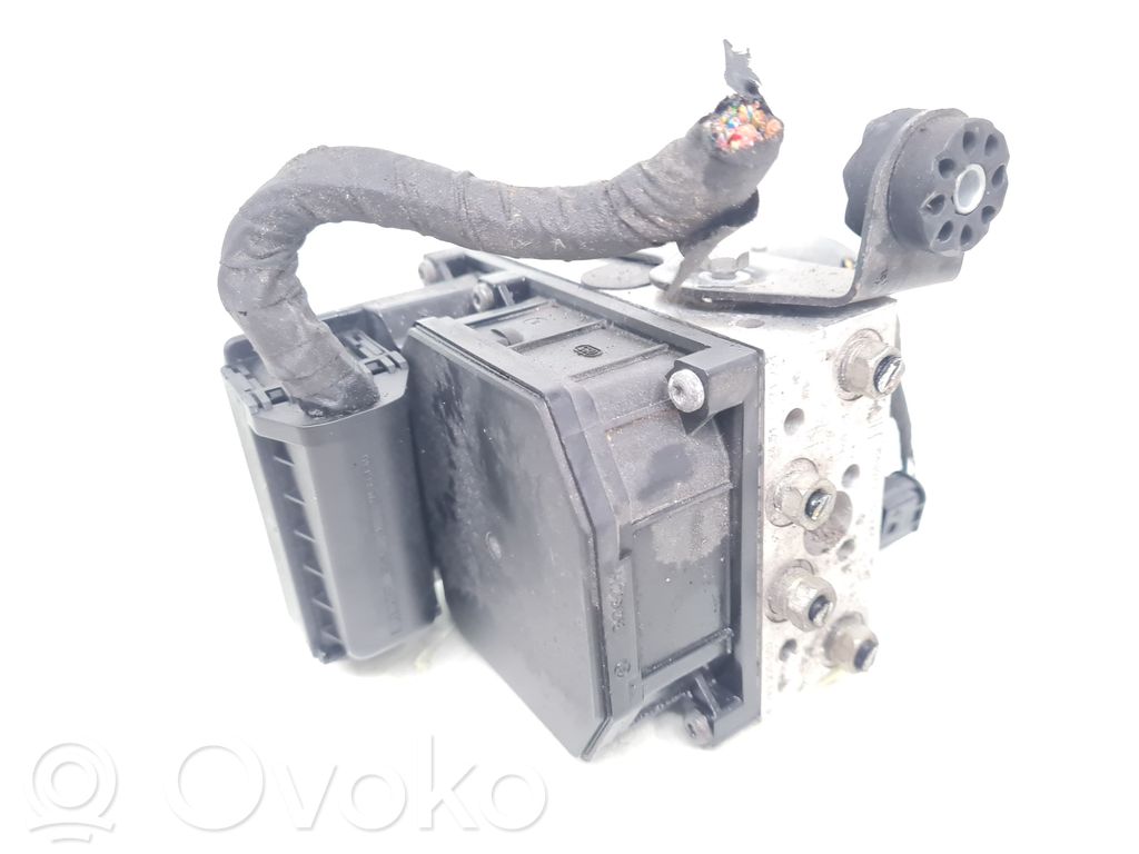 BMW 7 E65 E66 ABS Pump 