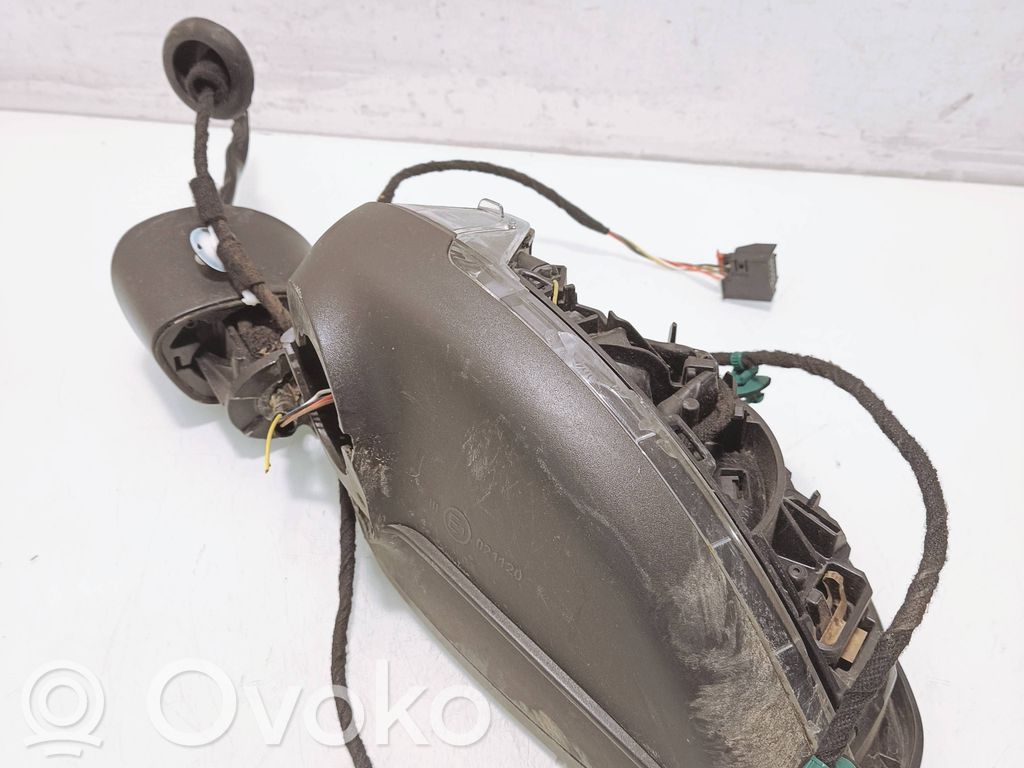 Audi A1 Front door electric wing mirror 