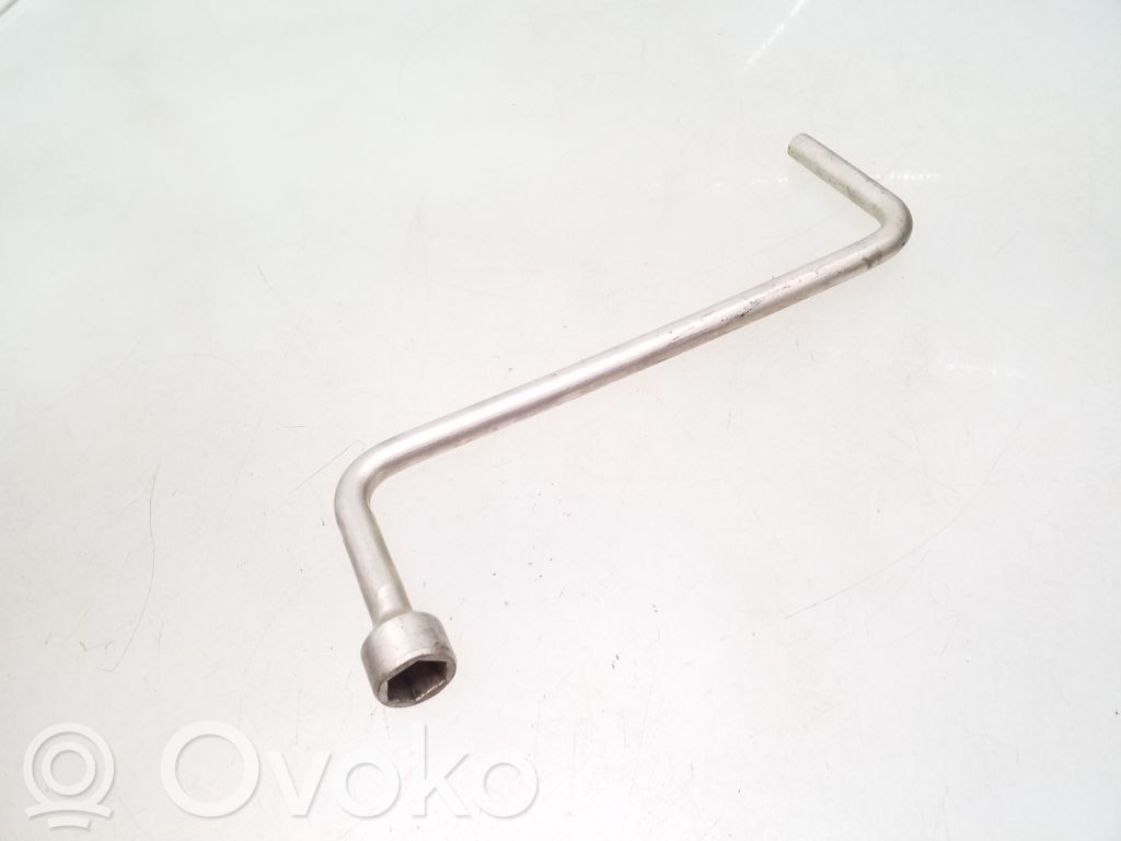 BMW X5 E53 Wheel nut wrench 