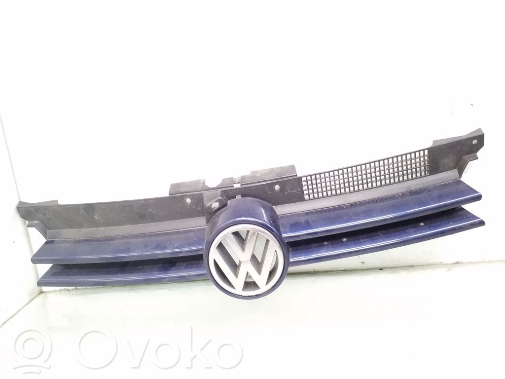 Volkswagen Golf IV Oberes Gitter vorne 