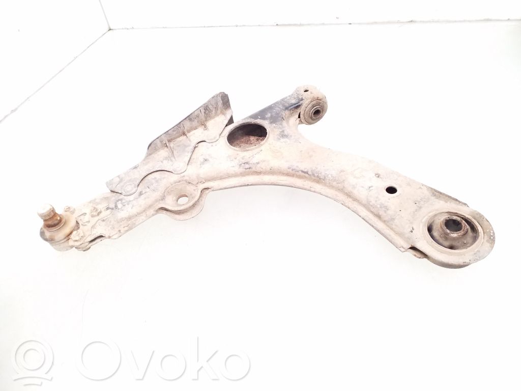 Volkswagen PASSAT B4 Querlenker Achsschenkel vorne
