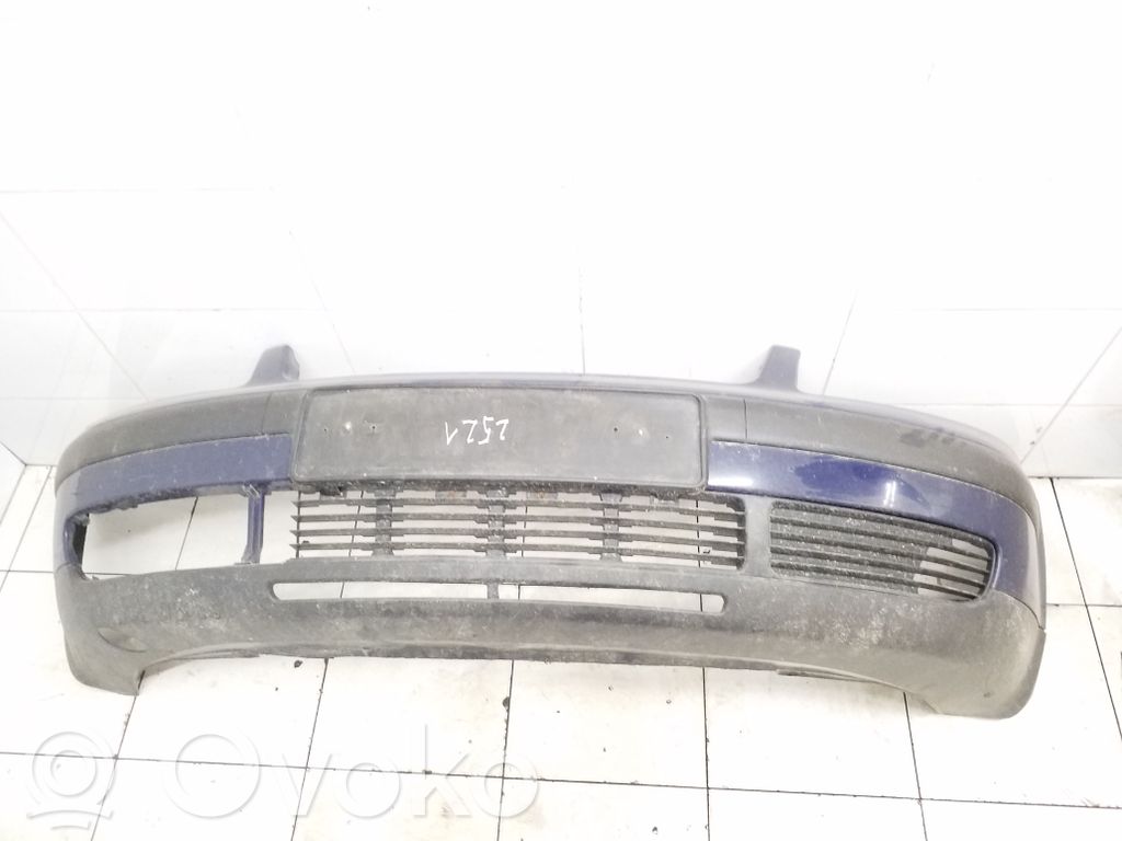 Volkswagen PASSAT B5 Parachoques delantero 