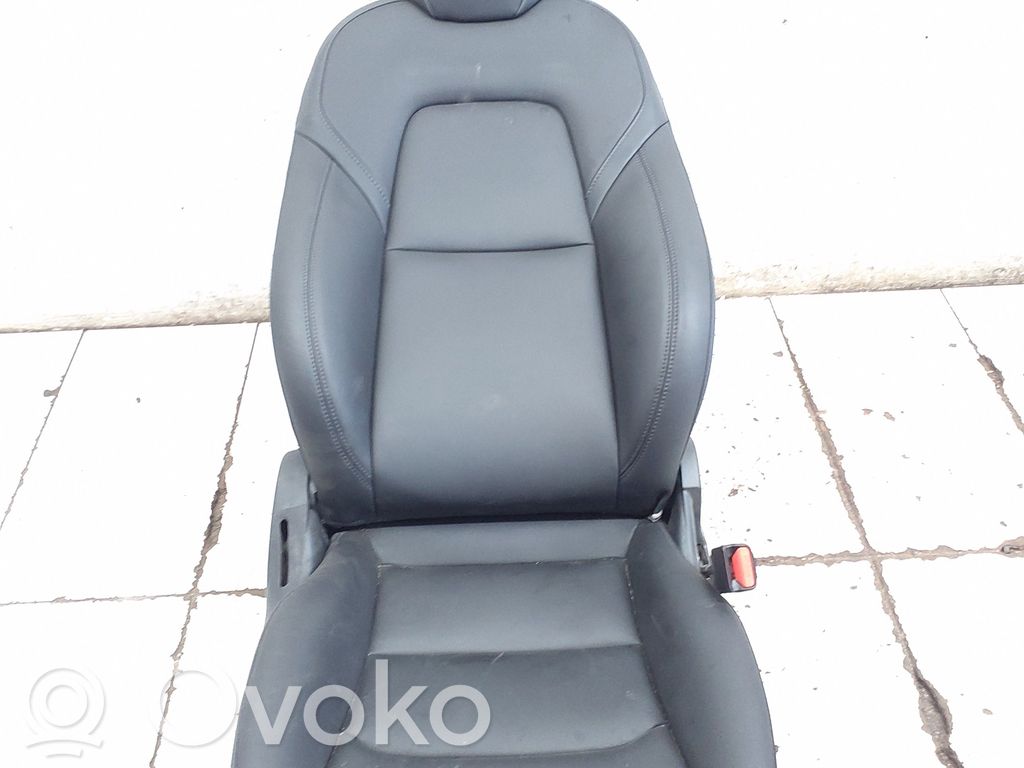 Tesla Model Y Front passenger seat 