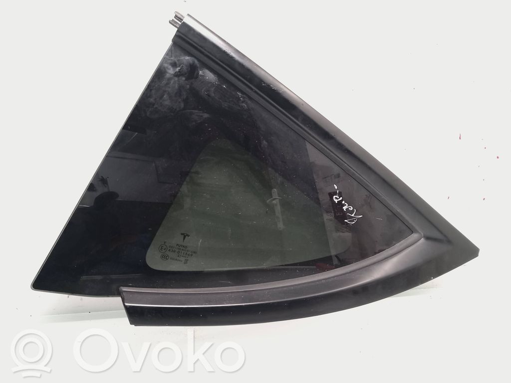 Tesla Model Y Rear side window 