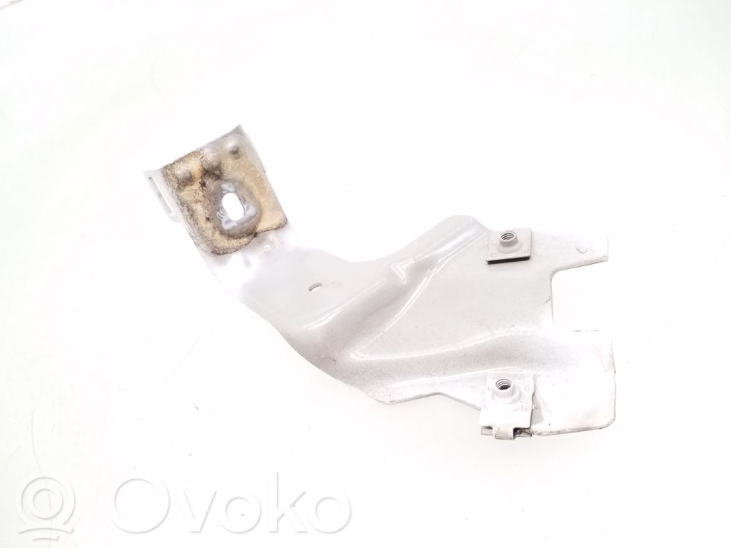 Opel Insignia A Uchwyt / Mocowanie błotnika przedniego 
