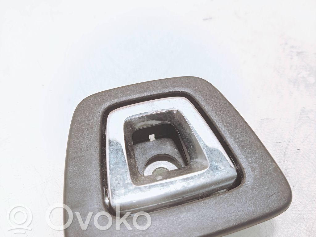 Tie down hook / loop   7348517,9479632