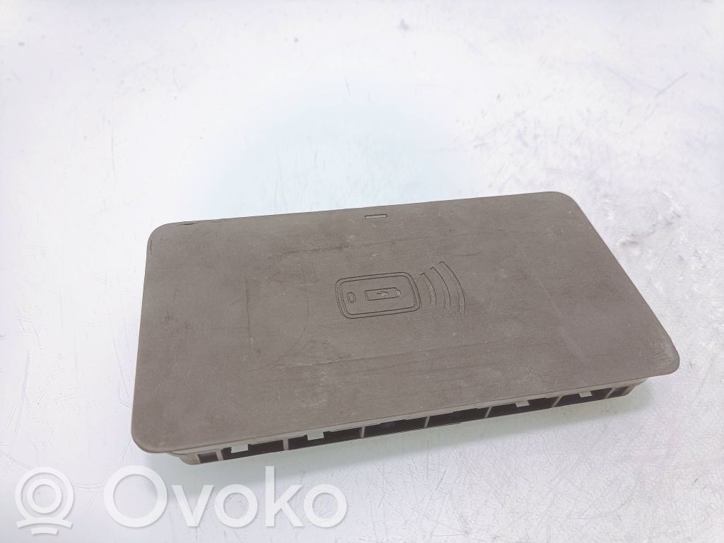 BMW 7 G11 G12 Modulo di ricarica wireless