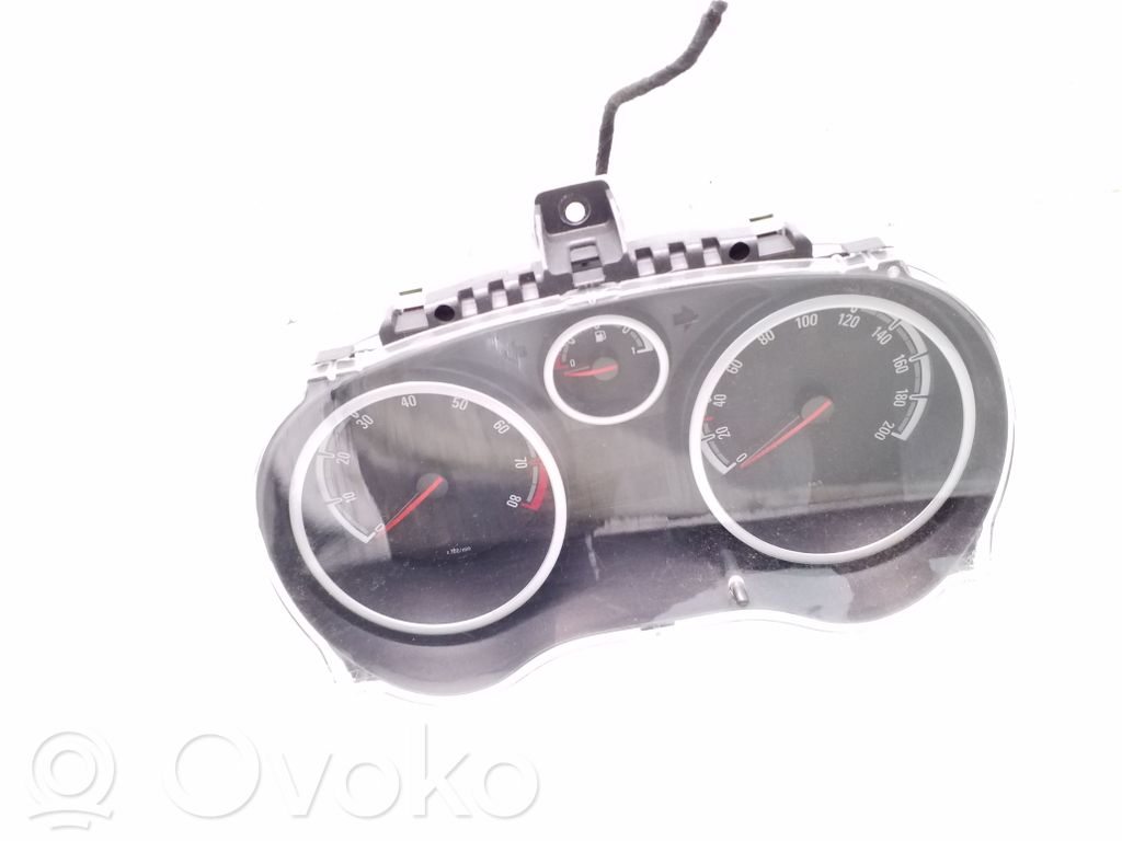 Opel Corsa D Nopeusmittari (mittaristo) 