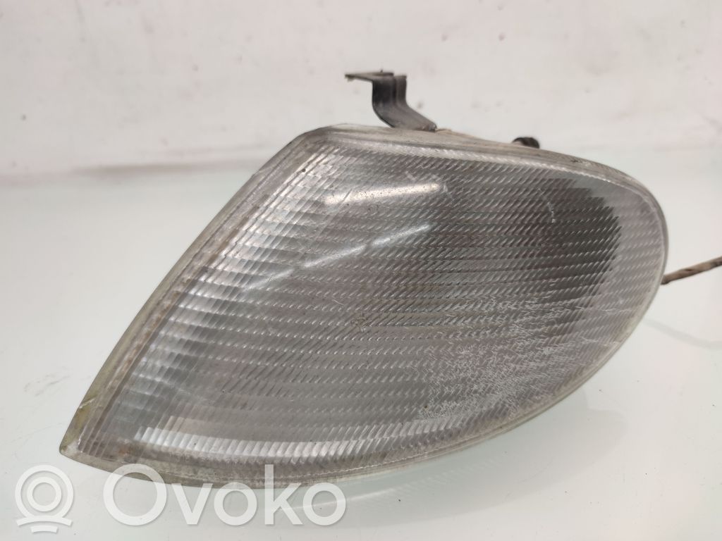 Front indicator light   0311325007