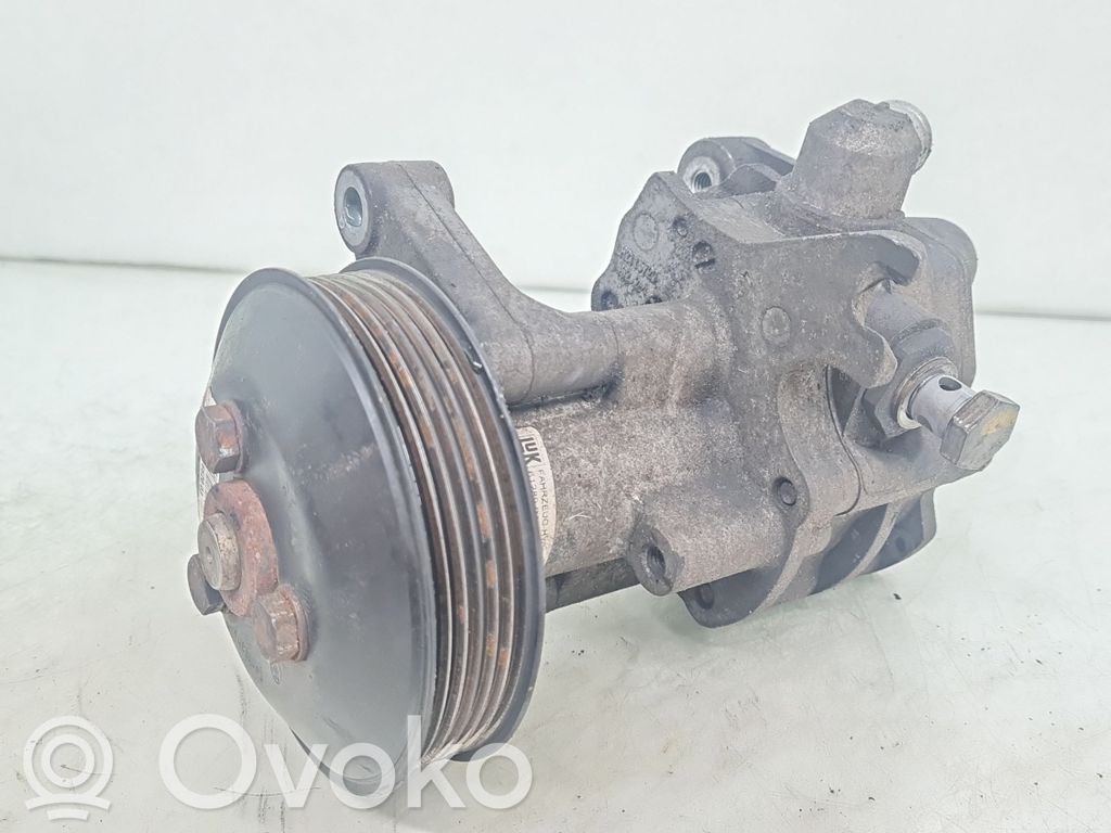 BMW X5 E70 Power steering pump 