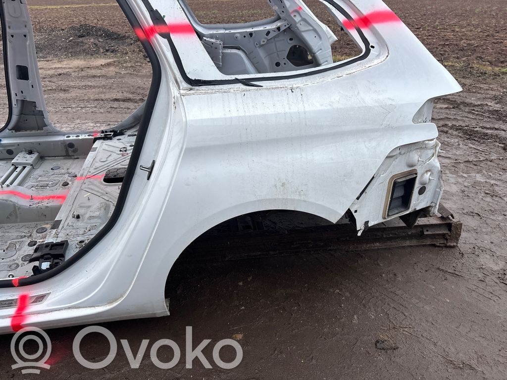 Panel lateral trasero