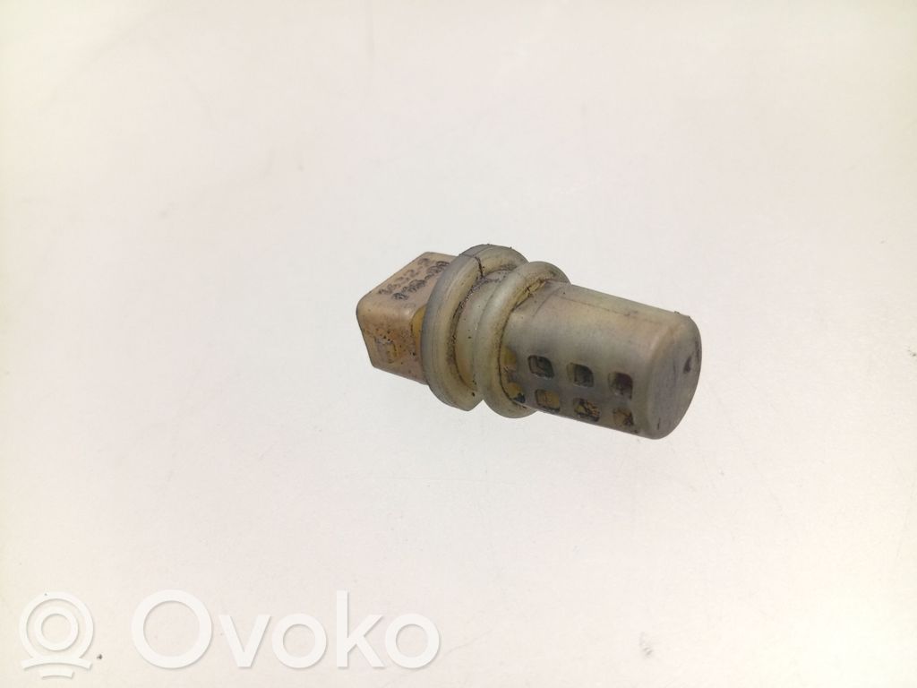 Volvo S40, V40 Intake air temperature sensor 