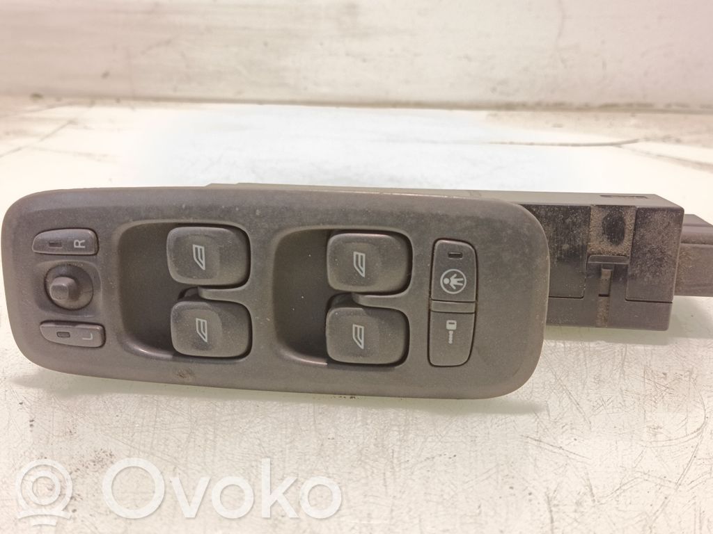 Electric window control switch   9452959