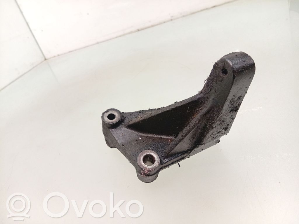 Seat Alhambra (Mk1) Driveshaft support bearing bracket 
